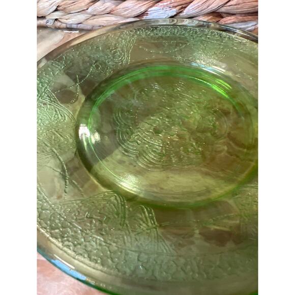 Art Deco Depression Glass 6” Dessert Plates-Glow - Picture 9 of 9